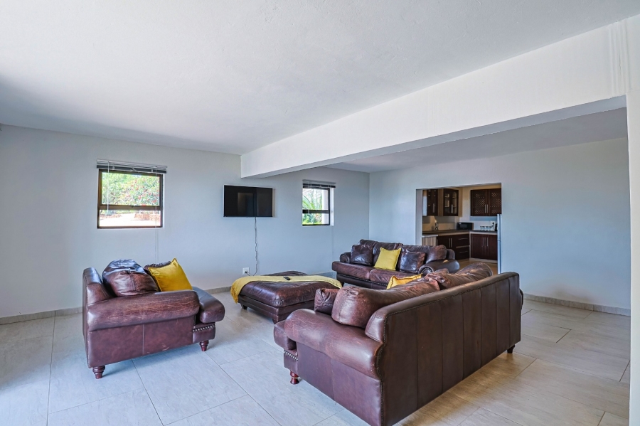 7 Bedroom Property for Sale in Waterkloof A H North West